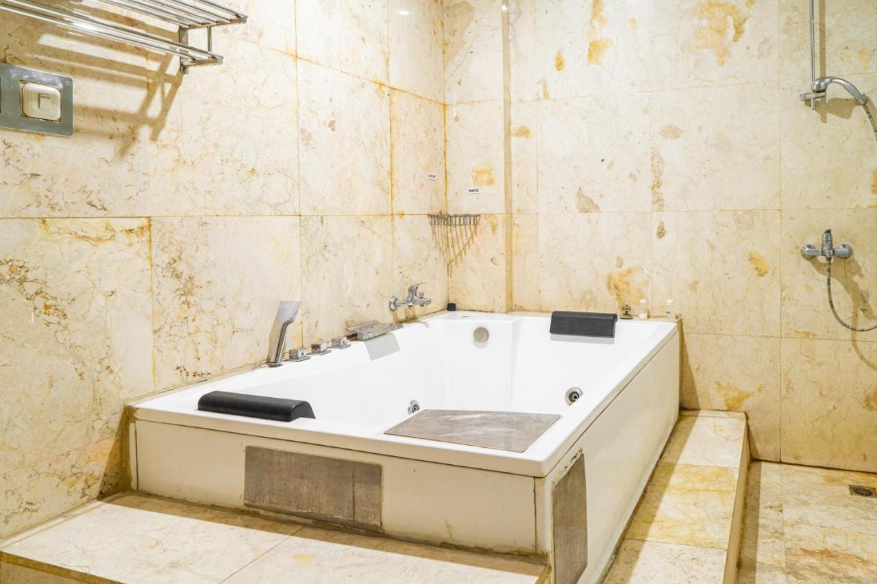 Reddoorz Plus Near Chadstone Mall Bekasi Dış mekan fotoğraf